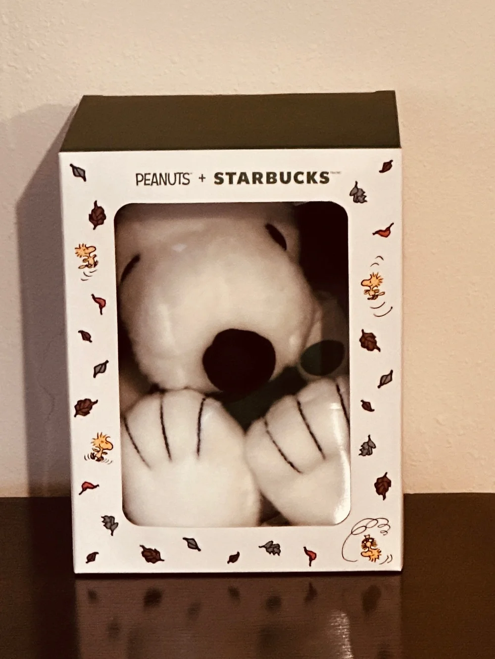 Starbucks x Peanuts Snoopy Plush in Green Barista Apron and plushie coffee.